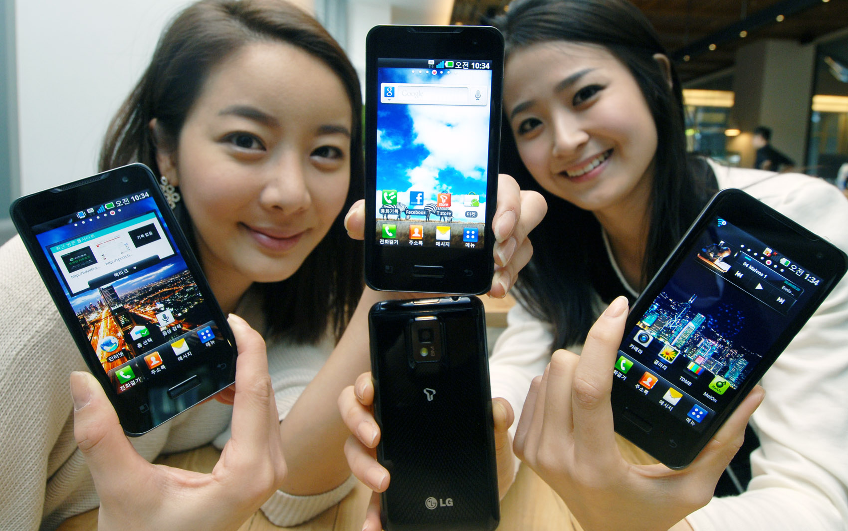 Большой китайский телефон. Огромный смартфон. Китайские телефоны. Красивые китайские смартфоны. Самый большой смартфон.