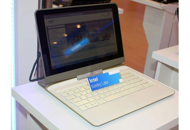 Computex 2011: Intel показа концептуалния таблет/ноутбук Keeley Lake