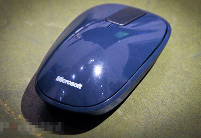 Microsoft тихомълком показа Explorer Touch Mouse
