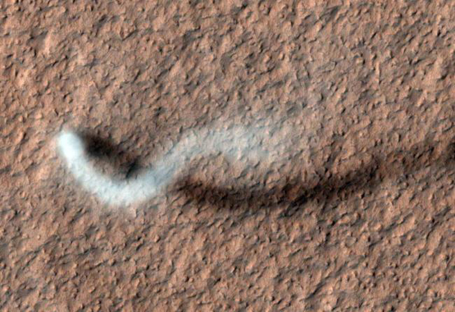 NASA показа снимка на пясъчен вихър на Марс