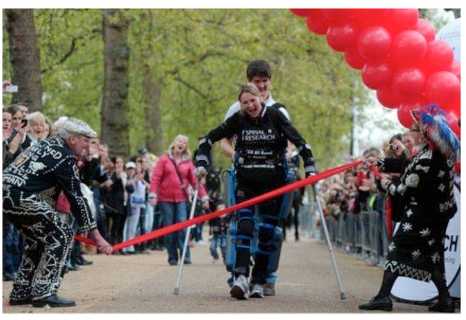 Жена с протези пробяга лондонския маратон за 16 дни 