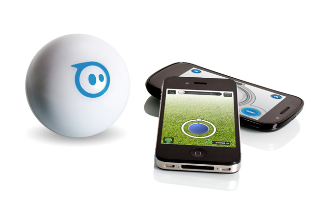 Sphero – робот играчка, контролиран от смартфона