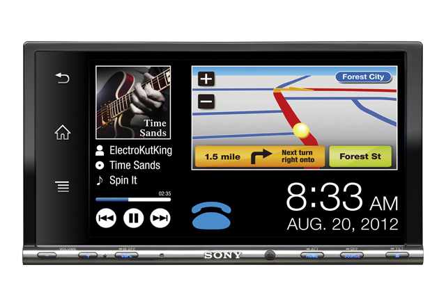 CES 2013: Sony XAV-701HD – AV ресивър за автомобила свързан със смартфона