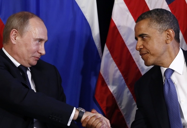 САЩ и Русия избягват кибер война чрез телефонна линия от Студената война