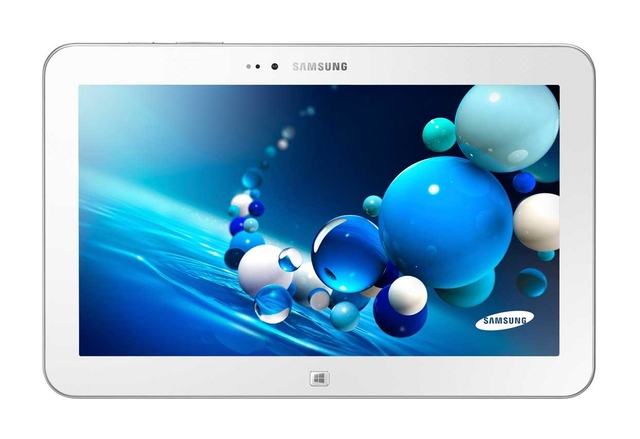 Samsung ATIV Tab 3 е 8.2-милиметров таблет с Windows 8