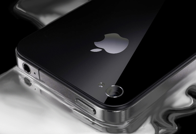Следващият iPhone може да е изработен от LiquidMetal