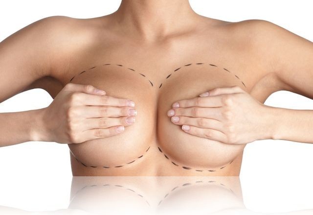 Гърдите на жените изглежда остаряват по-бързо от останалата част на тялото им