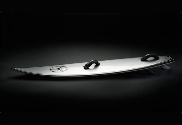 Mercedes представи сърфа Silver Arrow of the Seas