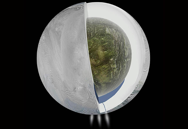 Под повърхността на Енцелад има огромно количество вода