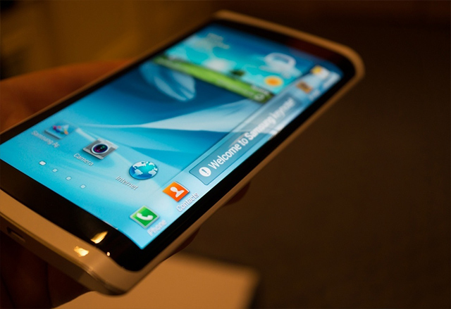 Патент на Samsung потвърждава новият форм-фактор на Galaxy Note 4