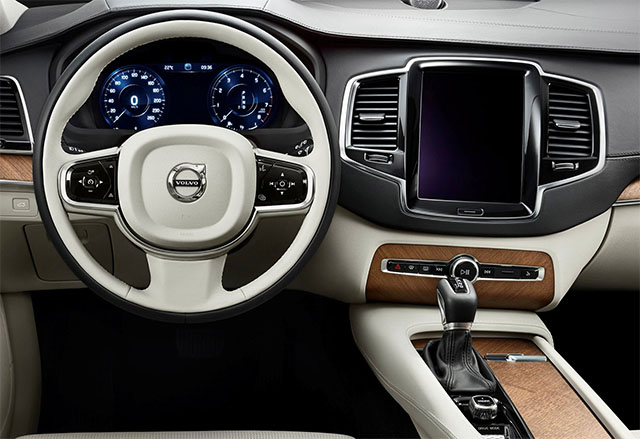 Вижте интериора на Volvo XC90 2015 година
