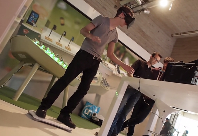 Oculus Rift, Wii Balance Board и Kinect за истински летящ скейтборд