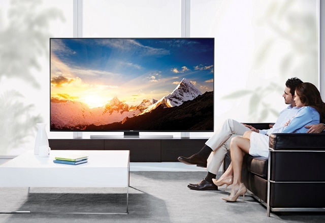 Smart UHD телевизорите на Samsung: интернет и телевизия на разделен екран