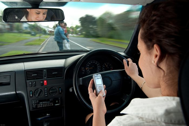 Британската полиция ще конфискува смартфони след пътни инциденти