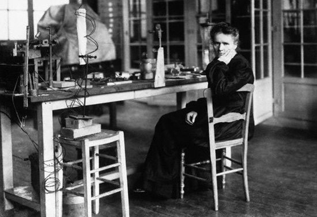 Дори 100 години по-късно дневниците на Мария Кюри са все още радиоактивни