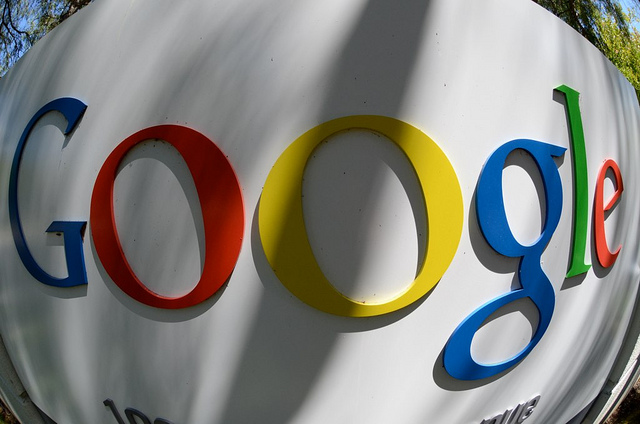 Google премахва авторството на новинарски материали от търсачката си
