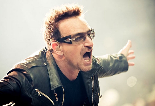 Боно от U2 се извинява за автоматичното сваляне на новия албум