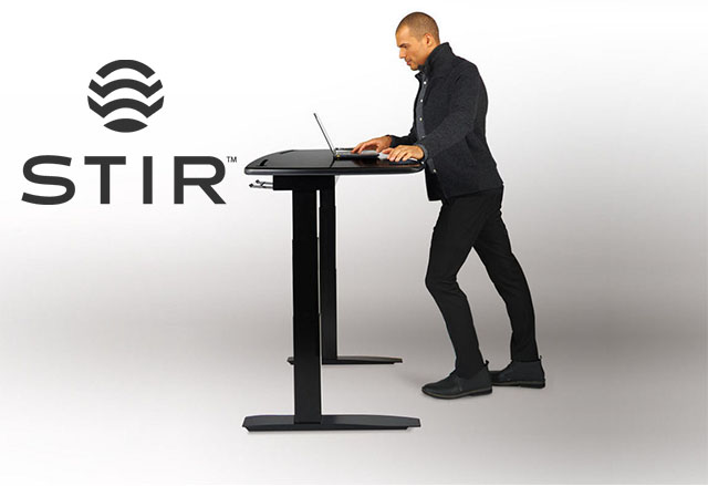 STIR Kinetic Desk M1 е ново умно бюро, регулиращо се във височина