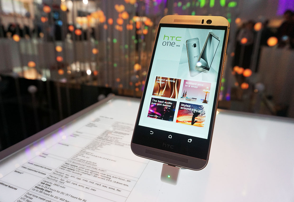 Първи впечатления и снимки от HTC One M9
