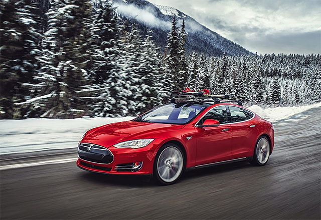 Tesla Model S ще се сдобие с автопилот след OTA актуализация
