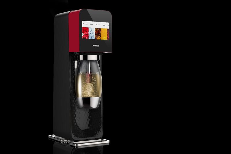 Новата машина на SodaStream газира всяка течност