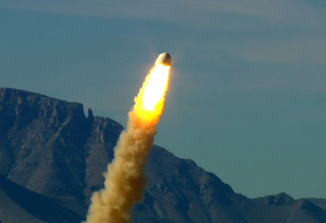 Blue Origin започва тестове на ракетите си тази година