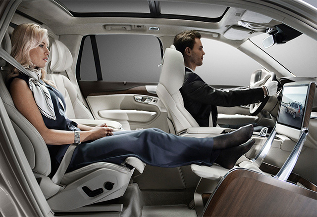 Volvo представи концепцията Lounge Console за едно по-комфортно пътуване