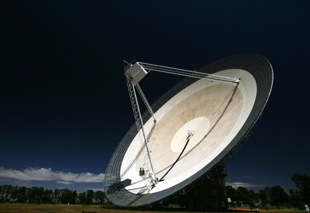 Астрономи откриха източника на мистериозен радиосигнал