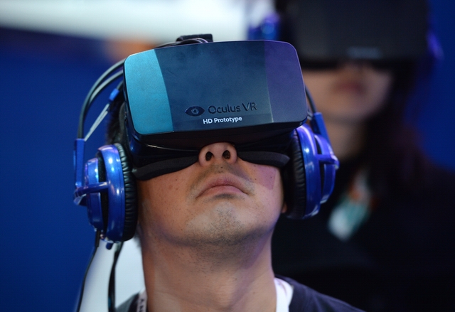 Oculus Rift ще може да включва физическата реалност във виртуалната