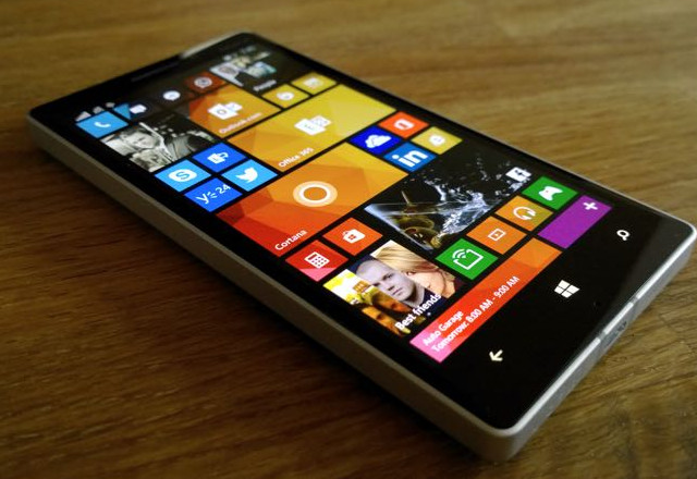 Microsoft Lumia 940 XL ще има скенер на ириса