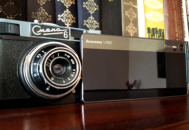 ВИДЕО РЕВЮ: камерафонът Lenovo Vibe Shot