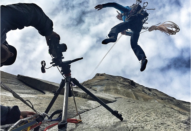 Изкачете се по отвесното скално образувание El Capitan чрез Google Street View