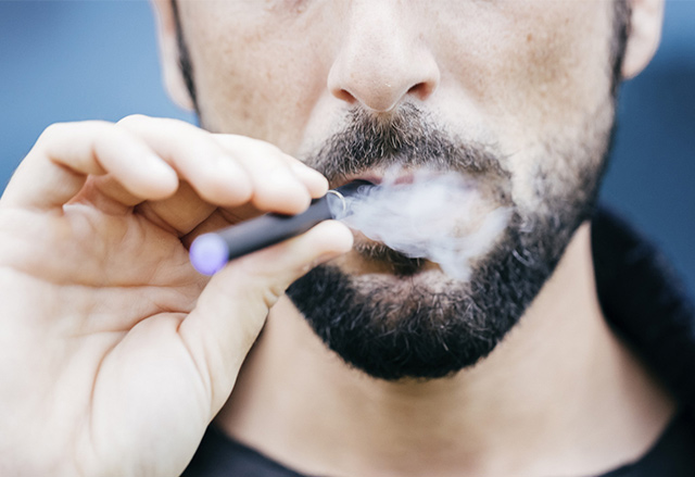 Хавай вдига възрастта за продажба на тютюневи изделия от 18 на 21 години