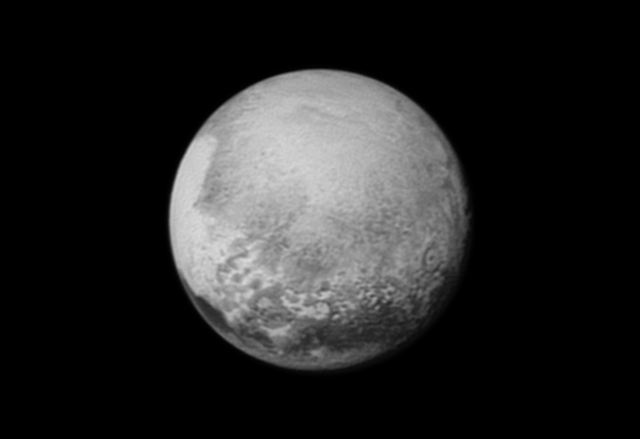 Вижте най-добрата снимка на Плутон досега