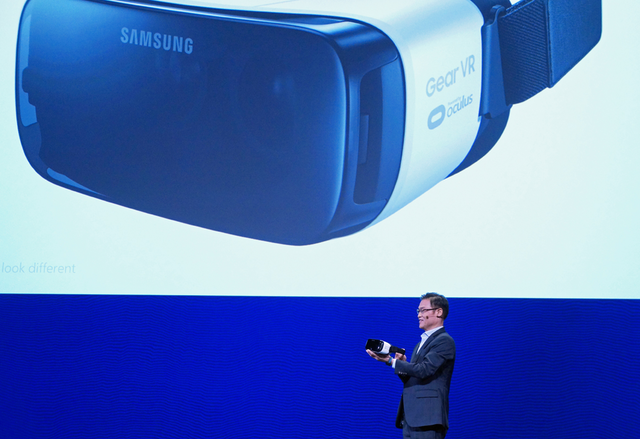 Новият Samsung Gear VR идва през ноември