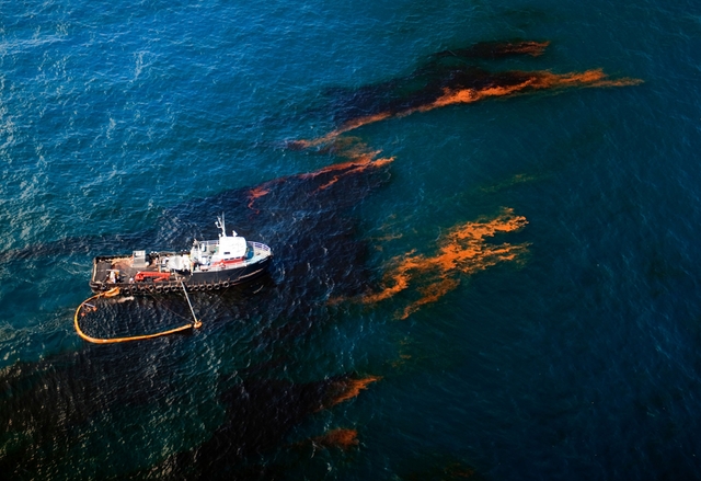 BP ще плати 20.8 милиарда долара компенсация за нефтения разлив