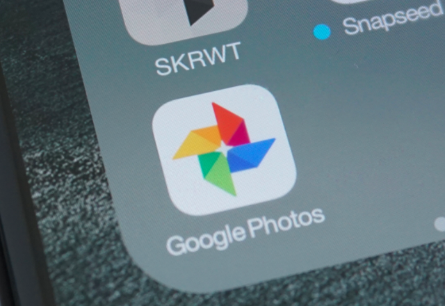 Google Photos позволява да скриете снимки на бившата си