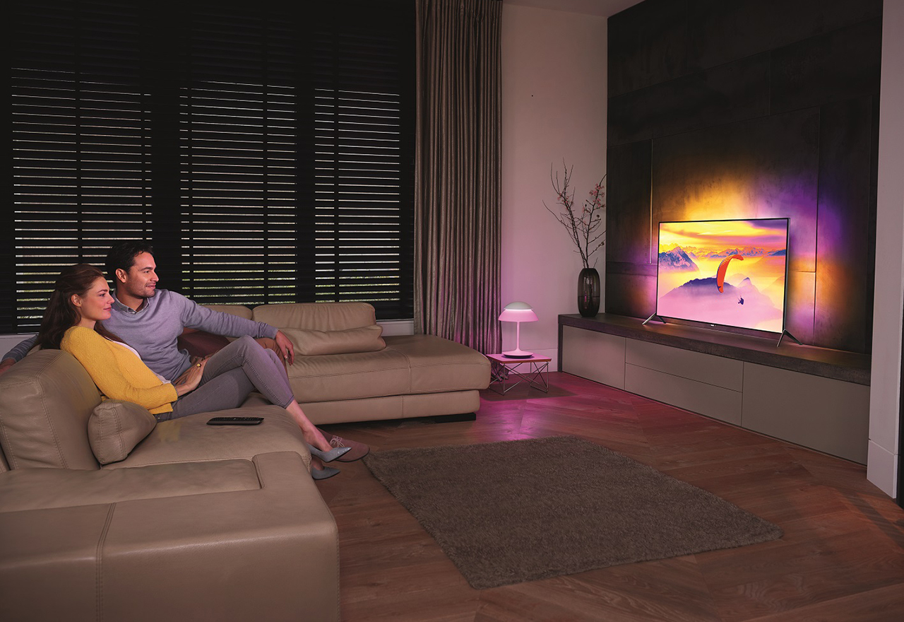 Това са късметлиите, които ще тестват новите телевизори Philips в домашна обстановка