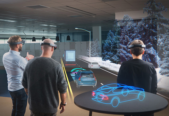 Microsoft HoloLens ще предоставя добавена реалност в демонстрации в шоурумите на Volvo