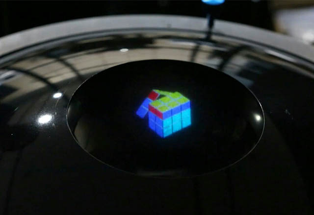 Южнокорейски учени твърдят, че са създали първата истинска 360-градусова цветна холограма