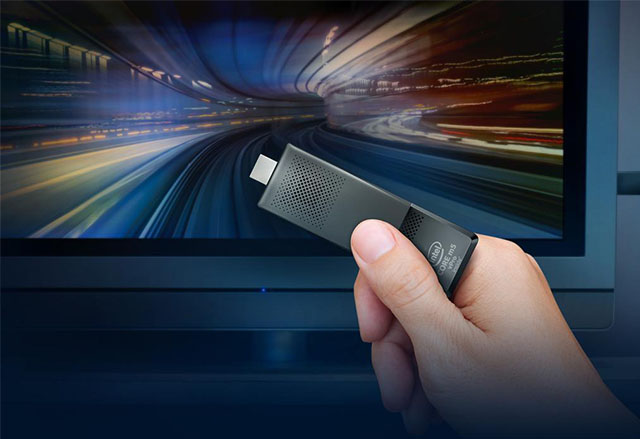 CES 2016: Intel представи по-мощна версия на своя Compute Stick HDMI донгъл