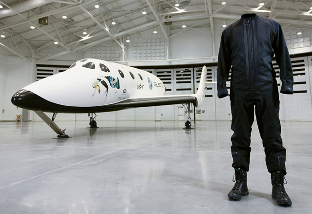 Virgin Galactic и Y-3 създадоха прототип на нова модна линия космическо облекло