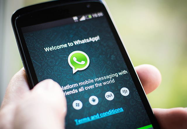 WhatsApp: без годишна такса и без реклами