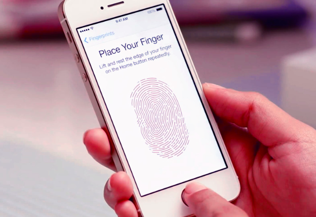 Обмислят да съдят Apple заради Error 53, свързан с Touch ID