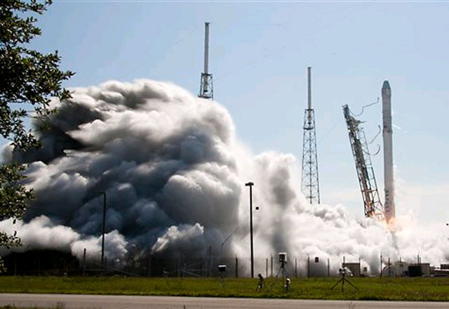 SpaceX ще опита ново кацане на вода на 24 февруари
