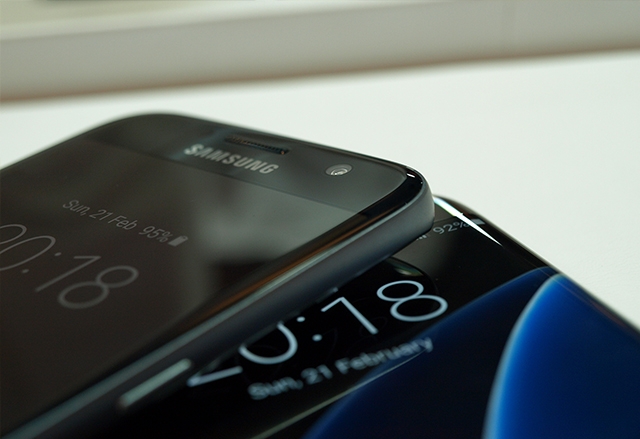 Samsung Galaxy S7 не позволява зареждане след намокряне