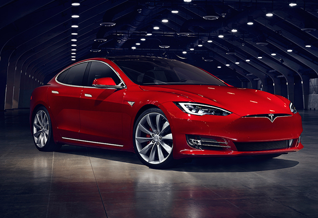 Tesla Model S получи фейслифт и няколко други подобрения