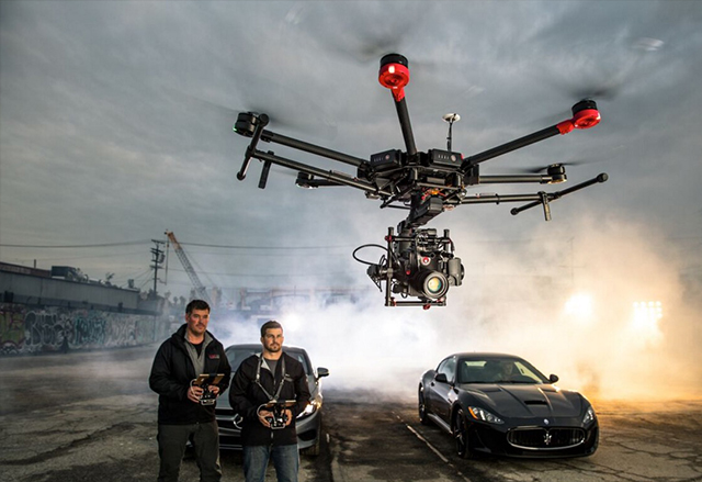 DJI представи Matrice 600, професионален хексакоптер, който може да носи тежки камери