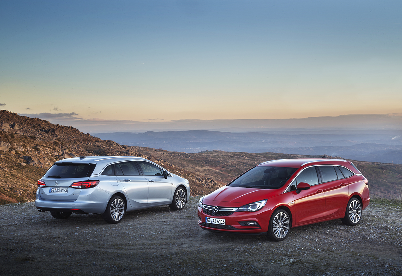 Opel Astra Sport Tourer: свежо попълнение в комби сегмента