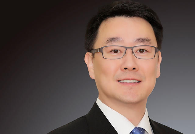 HTC назначи Петер Шен за свой нов главен финансов директор